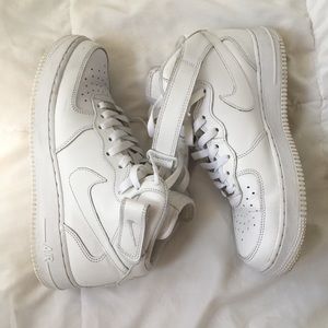 Nike Air Force Mid